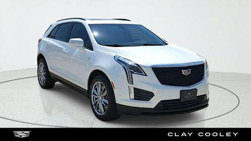 Crystal White Tricoat 2022 Cadillac XT5 Sport