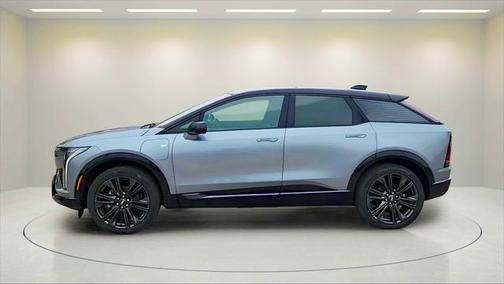 2025 Cadillac OPTIQ Luxury