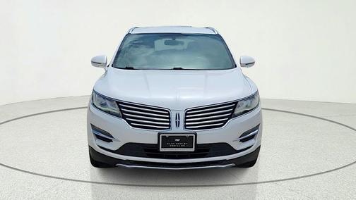 White Platinum 2018 Lincoln MKC Select