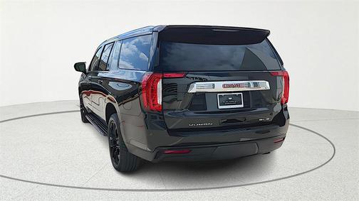 2023 GMC Yukon XL SLE