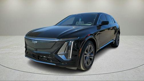 Stellar Black Metallic 2025 Cadillac LYRIQ Luxury