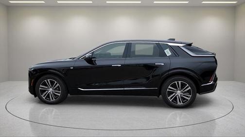 2025 Cadillac LYRIQ Luxury w/1SC