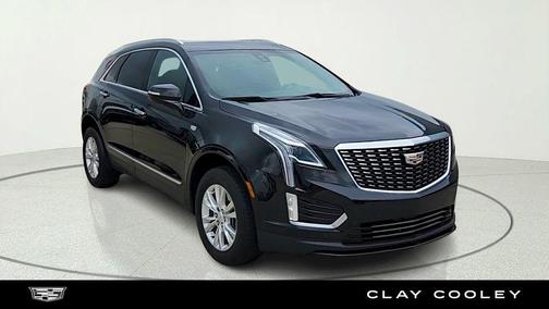 Stellar Black Metallic 2022 Cadillac XT5 Luxury