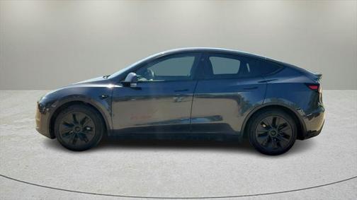 2024 Tesla Model Y Long Range Dual Motor All-Wheel Drive