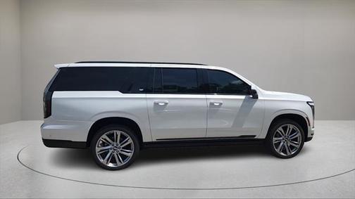 2025 Cadillac Escalade ESV Sport