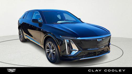 Stellar Black Metallic 2026 Cadillac LYRIQ Luxury