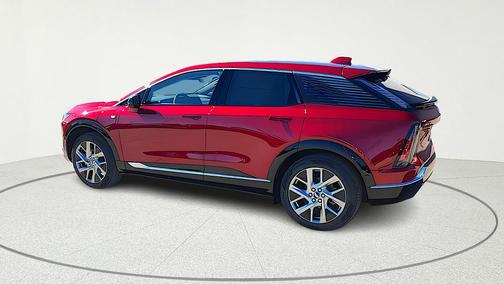 2026 Cadillac OPTIQ Luxury