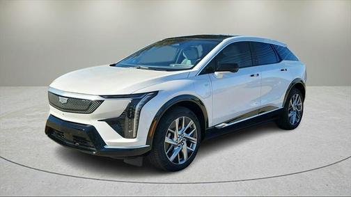 2025 Cadillac OPTIQ Luxury 1 AWD