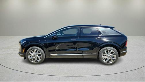 2025 Cadillac OPTIQ Luxury