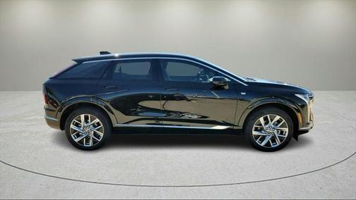 2025 Cadillac OPTIQ Luxury