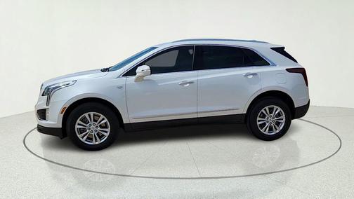 Crystal White Tricoat 2024 Cadillac XT5 Luxury