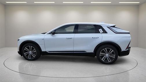 2025 Cadillac LYRIQ Luxury