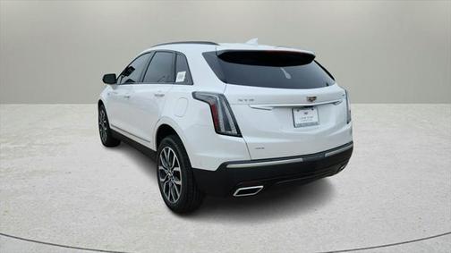 2025 Cadillac XT5 Sport