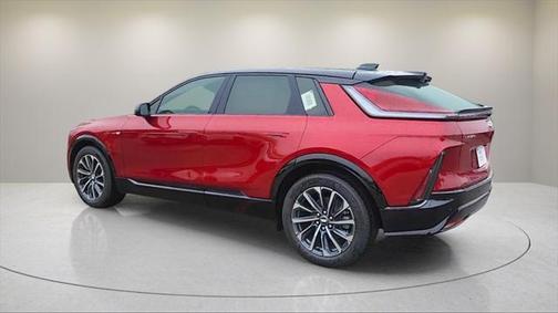 2025 Cadillac LYRIQ Sport
