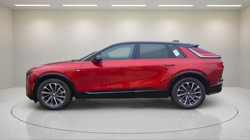 2025 Cadillac LYRIQ Sport