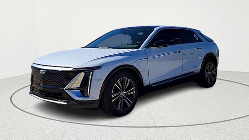 Vibrant White Tricoat 2026 Cadillac LYRIQ Premium Luxury