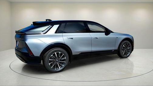 2025 Cadillac LYRIQ Sport w/1SJ
