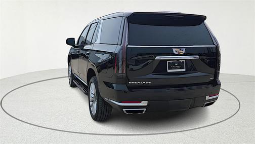 2025 Cadillac Escalade Luxury