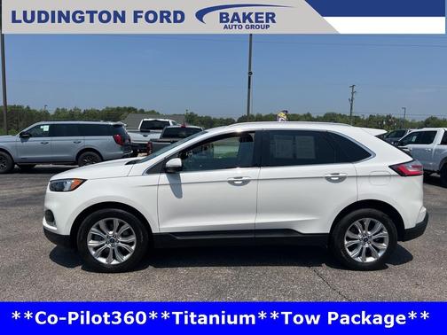 2022 Ford Edge Titanium