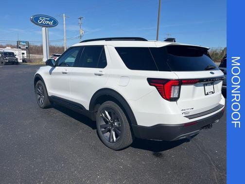 Star White 2026 Ford Explorer Active