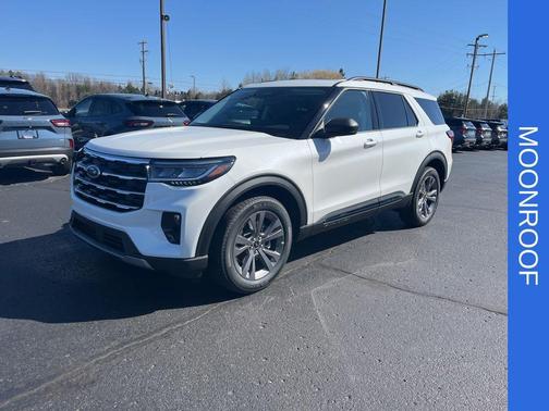 Star White 2026 Ford Explorer Active