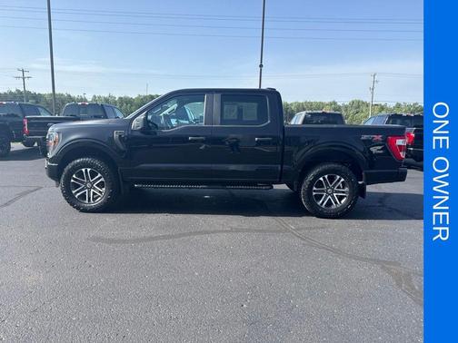 Black Metallic 2023 Ford F-150 XL