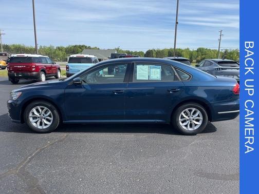 Tourmaline Blue Metallic 2018 Volkswagen Passat 2.0T S