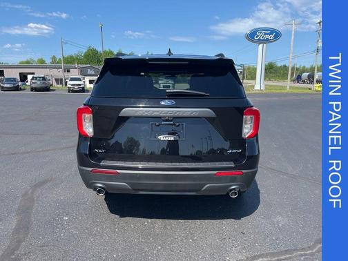 Black 2024 Ford Explorer XLT