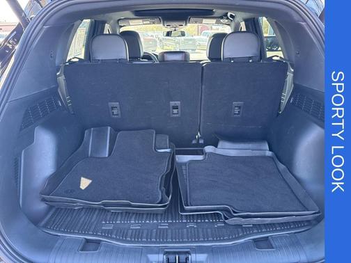 Black Metallic 2025 Ford Escape ST-Line Elite