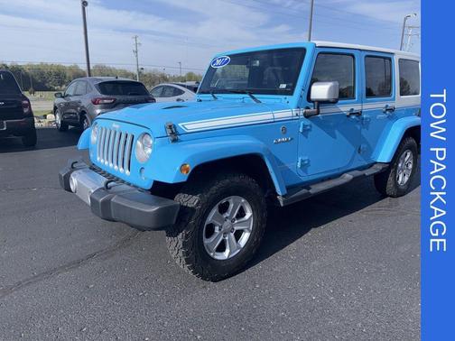 Chief Clearcoat 2017 Jeep Wrangler Unlimited Sahara