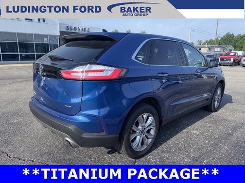 2022 Ford Edge Titanium