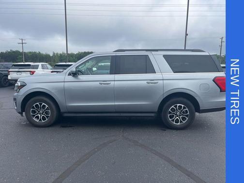 Silver Metallic 2024 Ford Expedition Max XLT