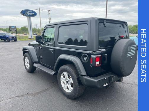 Black Clearcoat 2022 Jeep Wrangler Sport
