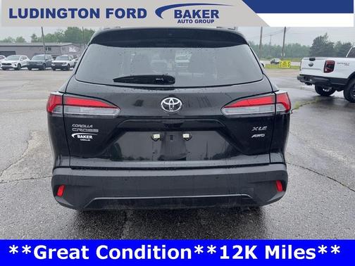 2024 Toyota Corolla Cross XLE