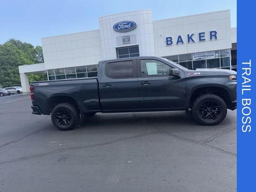 Shadow Gray Metallic 2019 Chevrolet Silverado 1500 LT Trail Boss