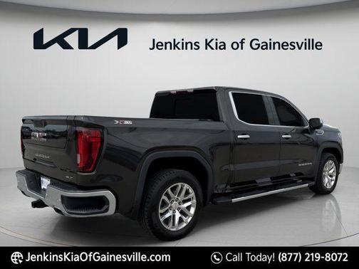 Brownstone Metallic 2021 GMC Sierra 1500 SLT