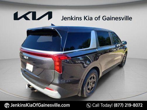 Metal 2026 Kia Carnival LXS