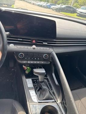 Red 2023 Hyundai ELANTRA SEL