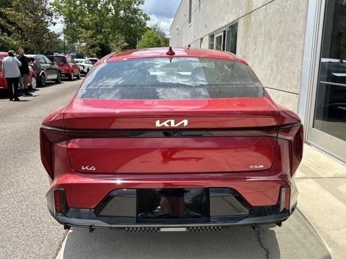 2025 Kia K4 GT-Line Turbo