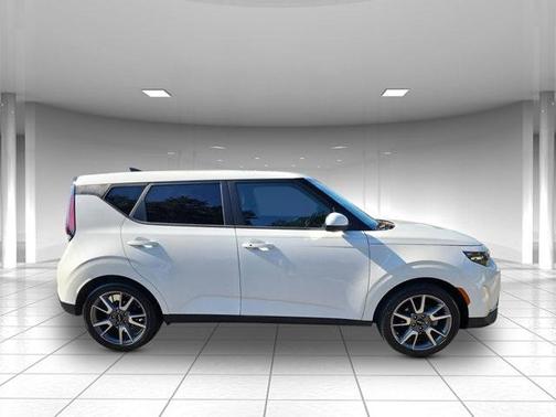2024 Kia Soul EX