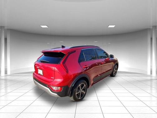 2025 Kia Niro Plug-In Hybrid EX