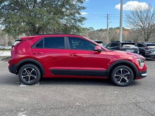 2025 Kia Niro EX