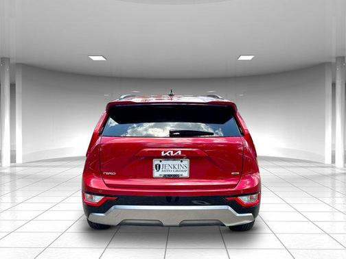 2025 Kia Niro SX