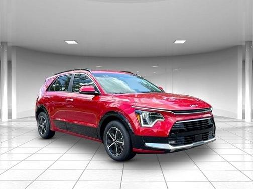 2025 Kia Niro SX