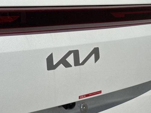 2025 Kia Carnival Hybrid EX