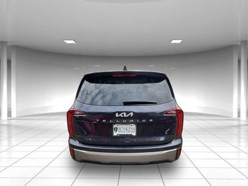 2025 Kia Telluride LX