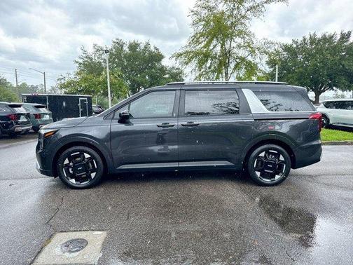 2025 Kia Carnival EX
