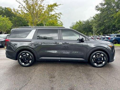 2025 Kia Carnival EX