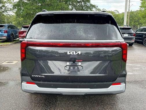 2025 Kia Carnival EX