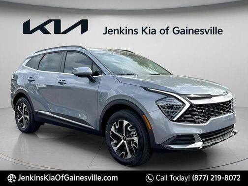 Everlasting Silver 2025 Kia Sportage EX